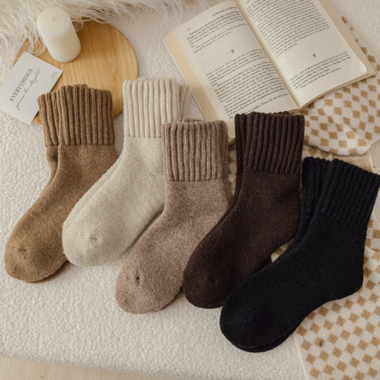 Cozy All Day Socks                          -5-Pack Winter Warmth Bundle